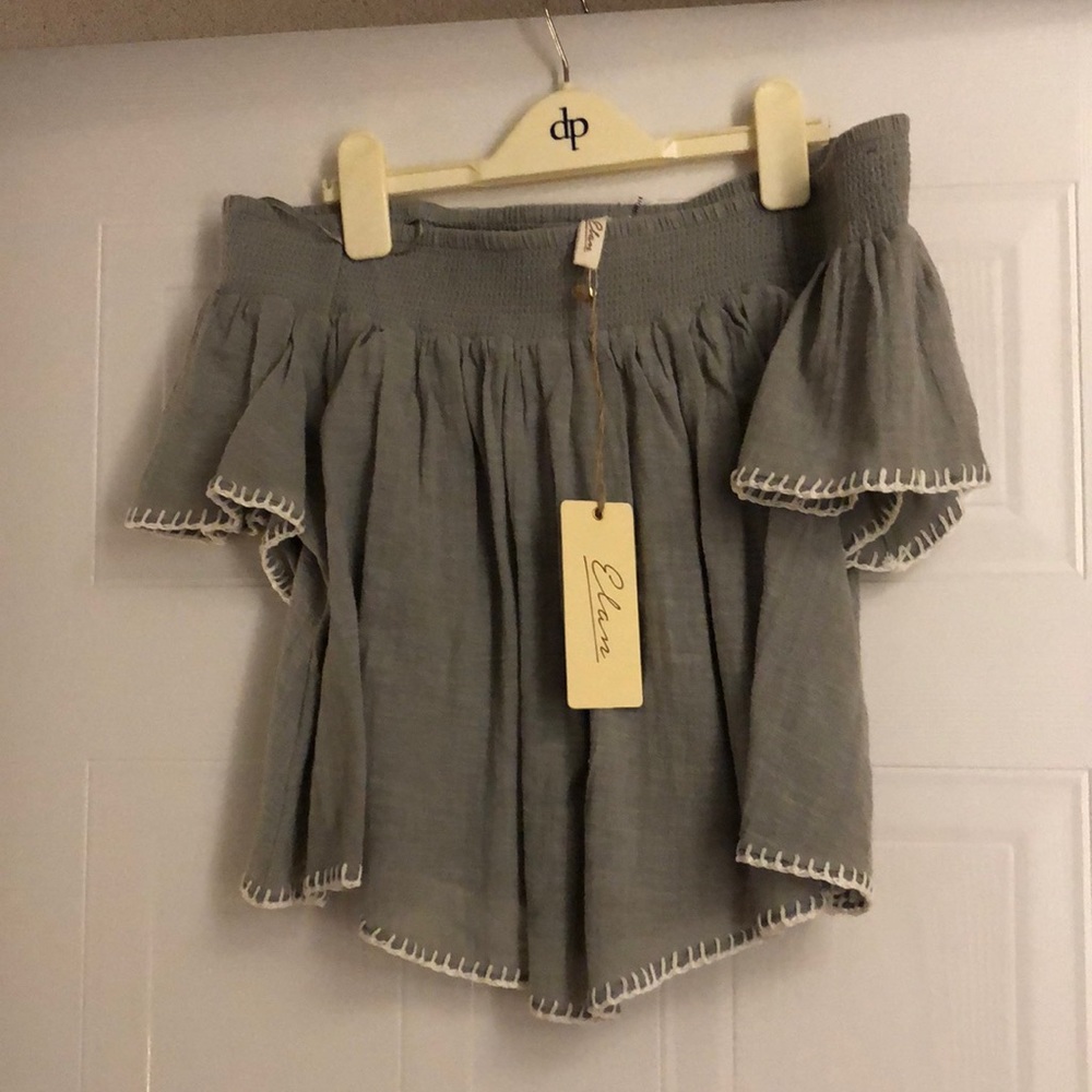 Off-the-shoulder Top